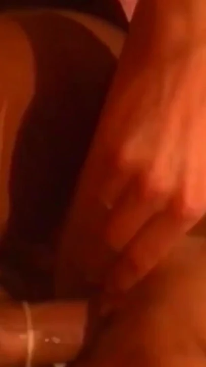 "utsuk kale bal vali Mason Storm tin logon vali chudaee men 2 bare ka doodh nikalti hai!"