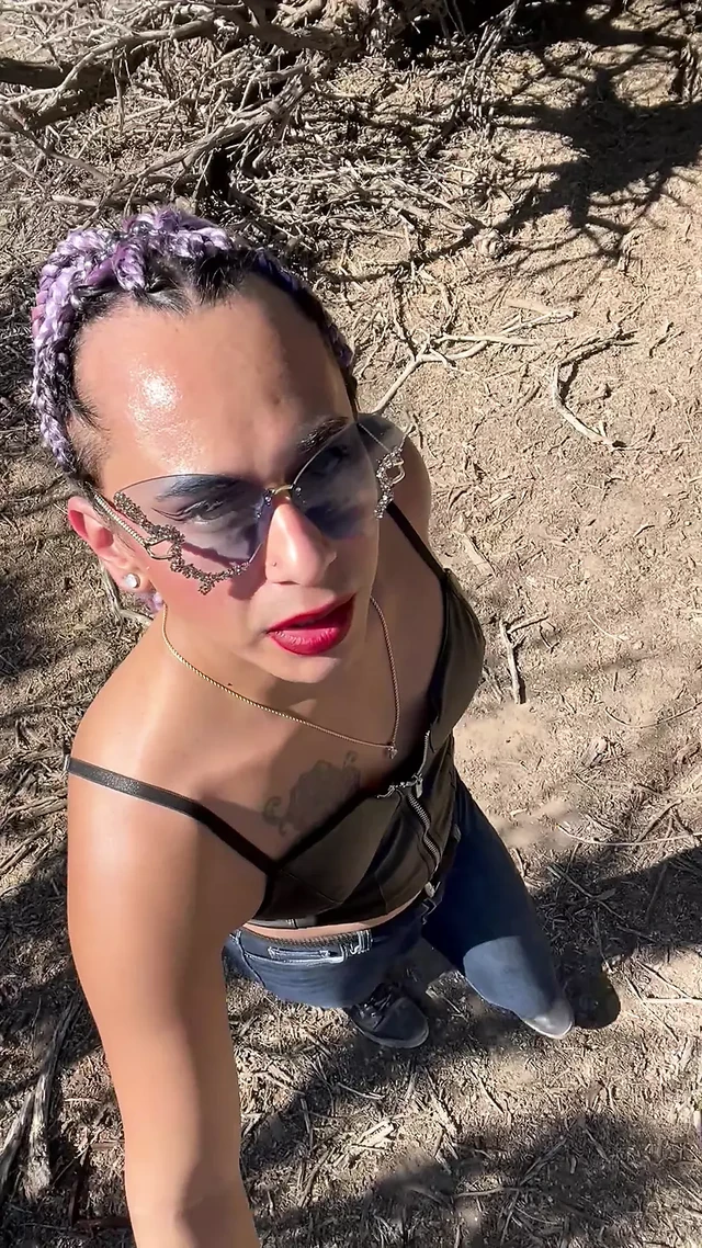 Tsjade Cums Again Outdoors
