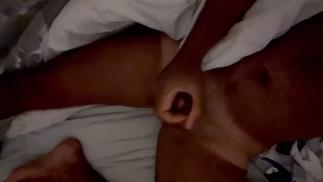 Sleep over at friends house but I wanted cum in his room