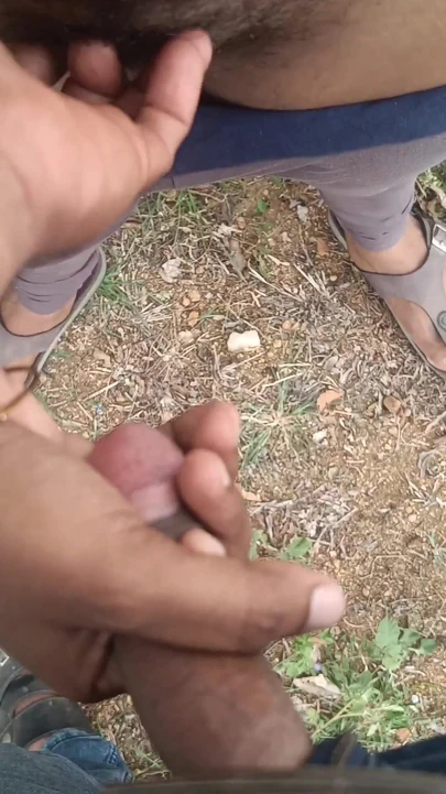 "Tamil evli kadınlar açık havada bölüm 1" den büyüleyici an