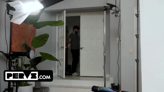 Nervous Dez Hansen's First Photoshoot Turns Perverted Behind Her BF's Back