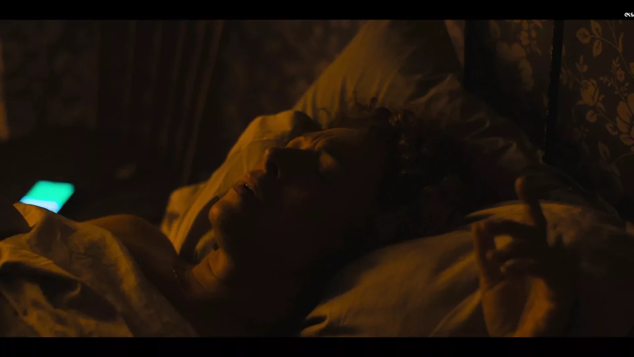 Alex Kingston, Siobhan Finneran - The Widow S01E05 (2019)