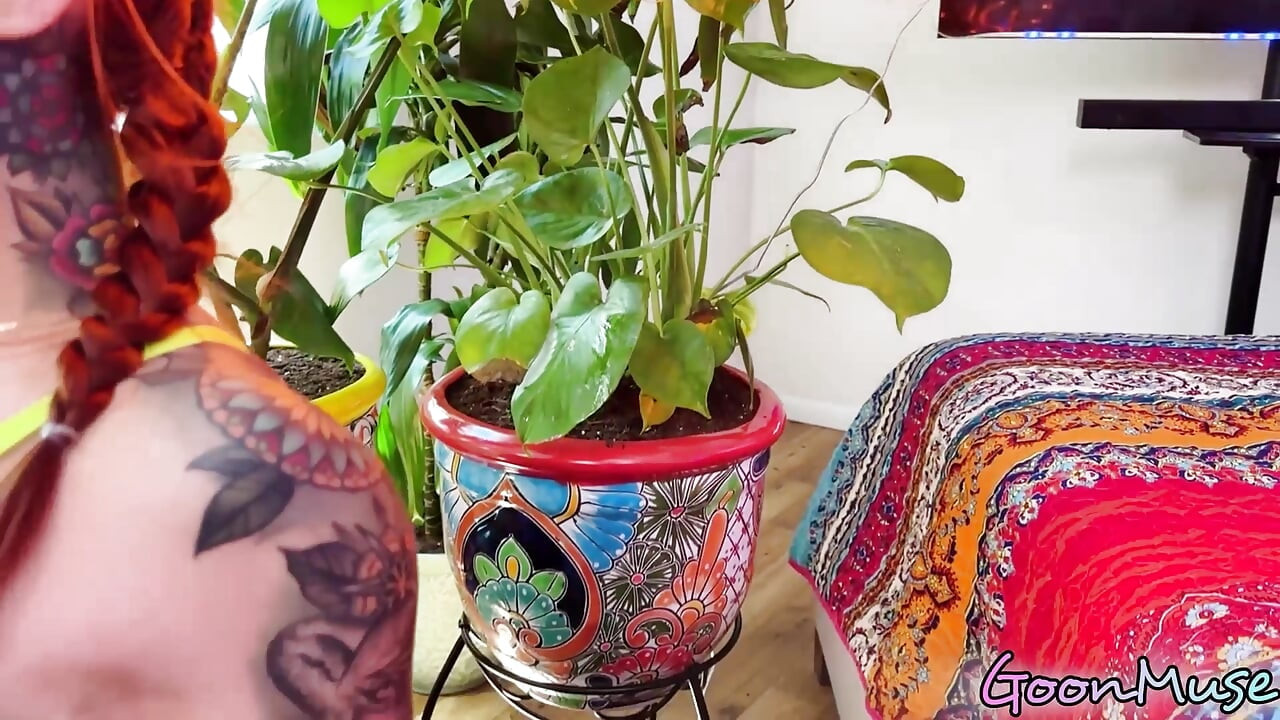 Busty Beauty Sinatra Monroe Receives Good Fuck