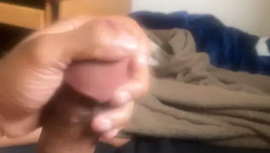 Zonklayan bir yarağı azdırıyor