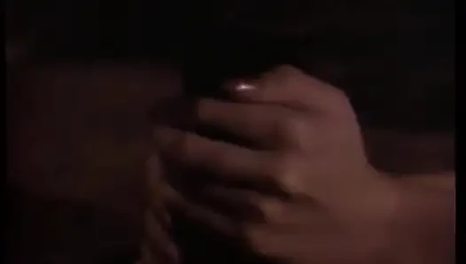 Yarak emmeyi seven bu muhteşem esmer için amında güzel sert sikiş