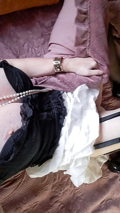 Remember how it was... your hands, your lips, your quiet whisper, a light sigh, and ... my wet thong... in the hotel...