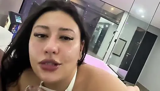 Dieser Follower kam aus Rio de Janeiro, nur um meinen Arsch zu ficken, er hat Druck auf mich ausgeübt und mich schön zum Kommen gebracht