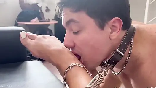 Derideki Seksi Tanrıça Yakalı Köleye Hükmediyor