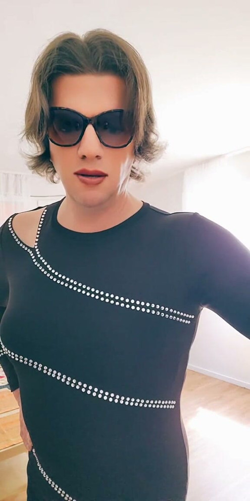 Hello a short video.. Greetings