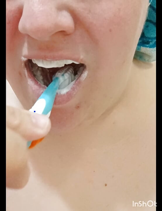 Even Harlots Brush
