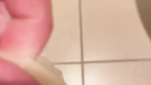 Sıska musluklar için en iyi ev yapımı seks oyuncağı