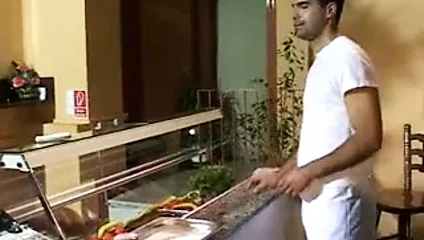 kebab wirh cream