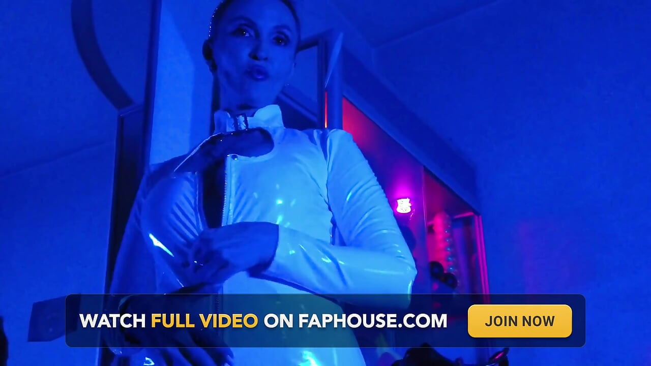 Goddess Eva Latex Domina Femdom Solo Fetish Toys Fuck BDSM Heels Pvc Big Ass MILF