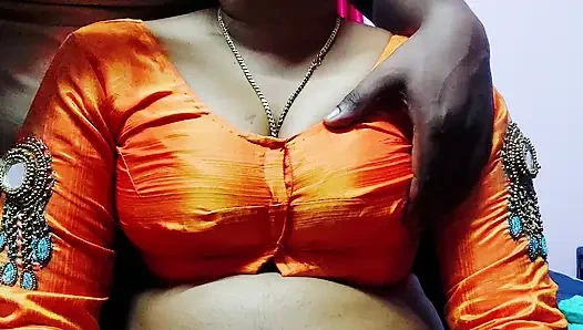 Indische tante mit dicken möpsen hat sex mit hoteljungen