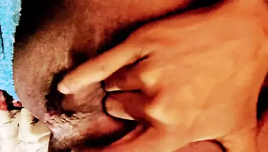 Aku nggak pernah puas sama kontolku