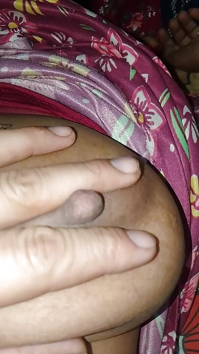 Neighbour's daughter fucked on the pretext of giving her cold water