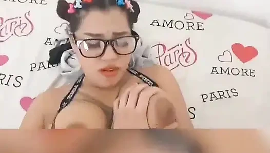 Genç esmerin erkek arkadaşıyla nyc'de internete sızdırdığı video