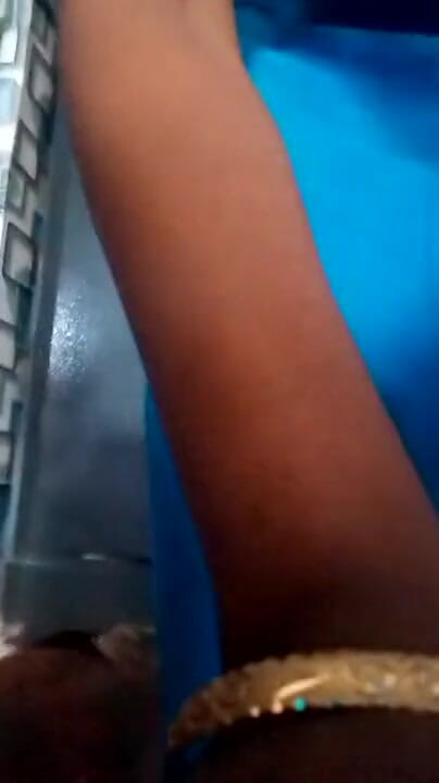Thrilling moment from "Indian aunty saree change"