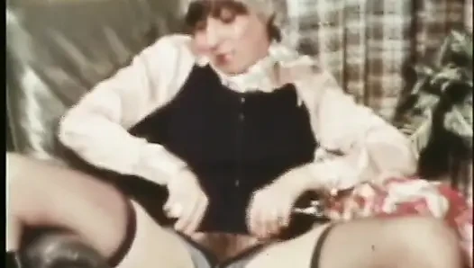 Lesbians threesome pussy licking vintage pussy fucking