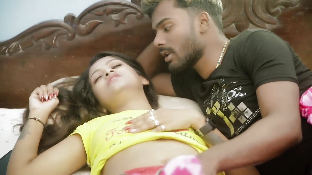 Room owner ki jawan beti ko choda