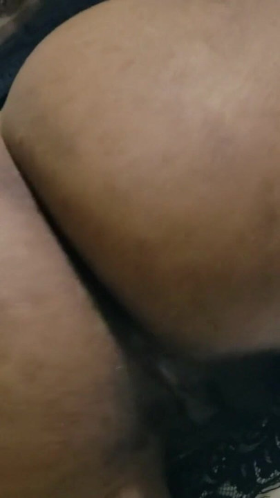 She wants a bad in her ass - milf porn - XXX | Clip 1
