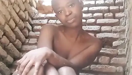 Gadis sange desa lagi asik masturbasi