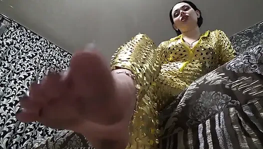 I will make you my perfect foot cleaner