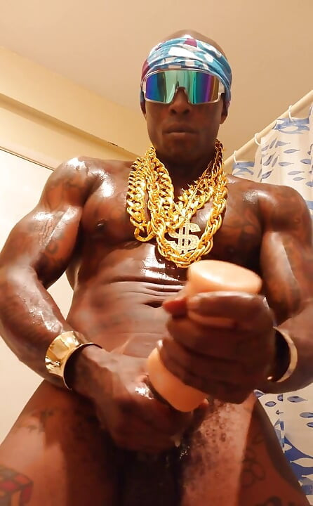 BBC Worship Hallelujah Johnson ( Wardell Fouse Busting on Puff ) Tall Dark Chocolate Muscles Tattoos Hairy BBC Hallelujah Johnso