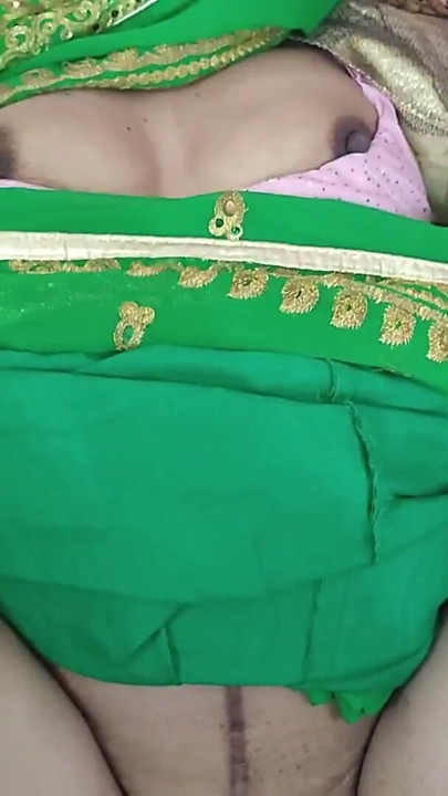 Naraz Bangla biwi ko sasur ne mayeke jane se roka, bahu ne sab bataya, sasur gets hardfuck her husaband outside home for job | Klip 1