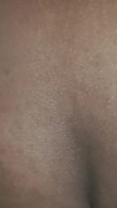 Ik stopte mijn hele penis in de sappige vagina van mijn vrouw. | Clip 1