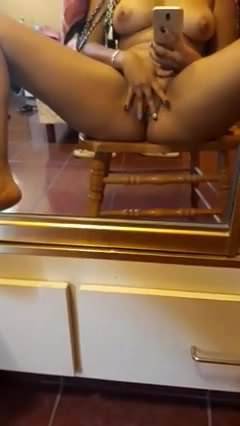 putita caliente