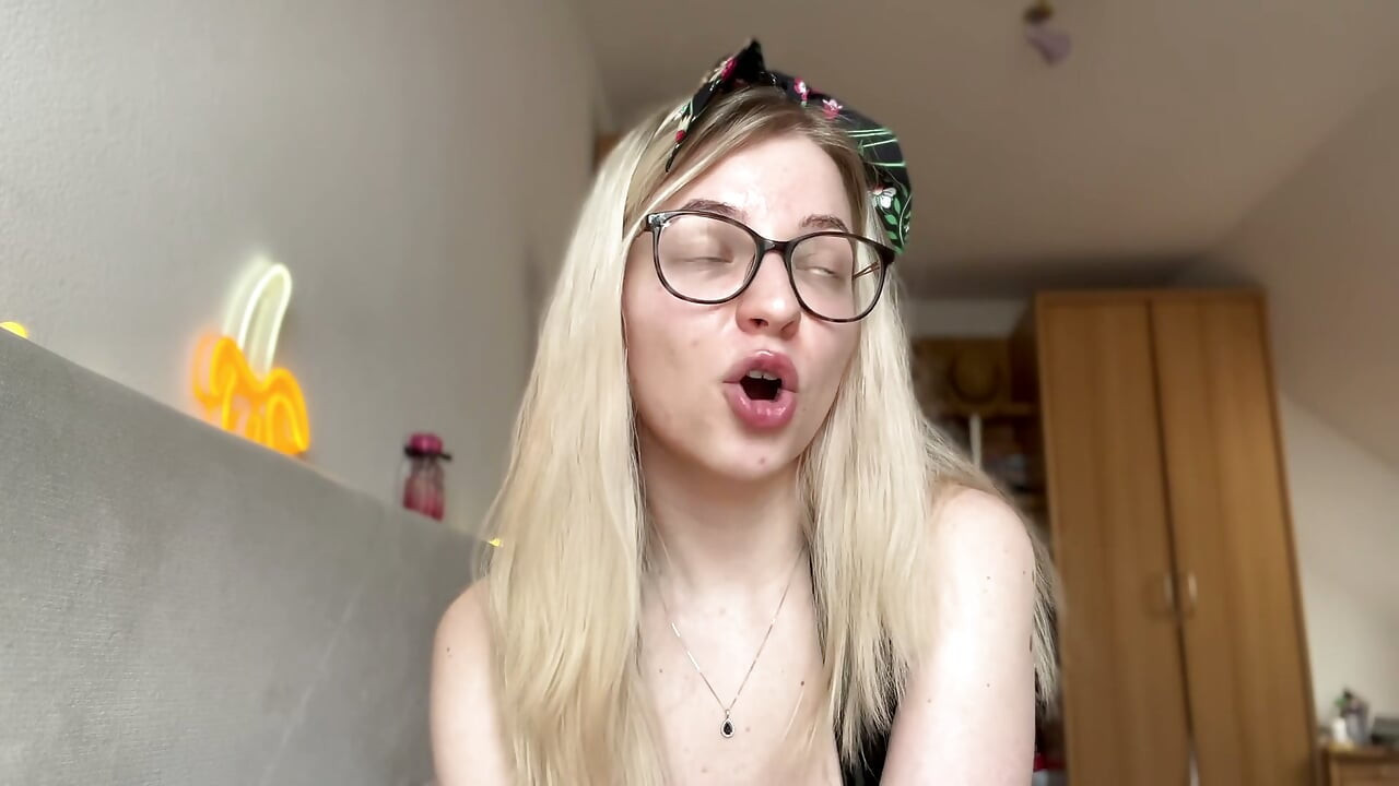 Cum să-l trateze ca un obiect - Femdom