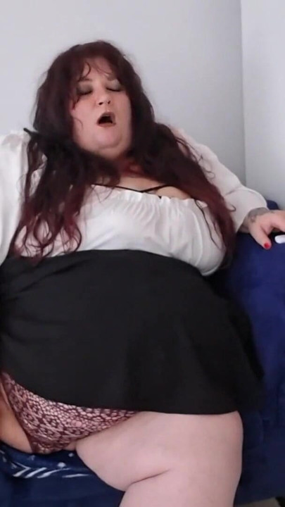 I can't focus.... Orgasm again | Clip 1
