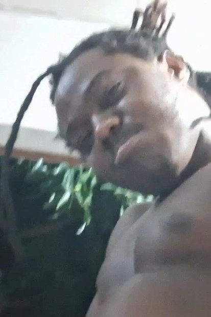 Eu fodi a velha, tomei banho e ela estava tão feliz de tanta foda deliciosa, ela adora