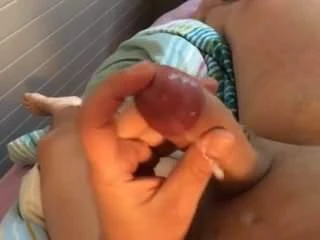 Frau weg, mal wieder alleine spritzen! Sperm