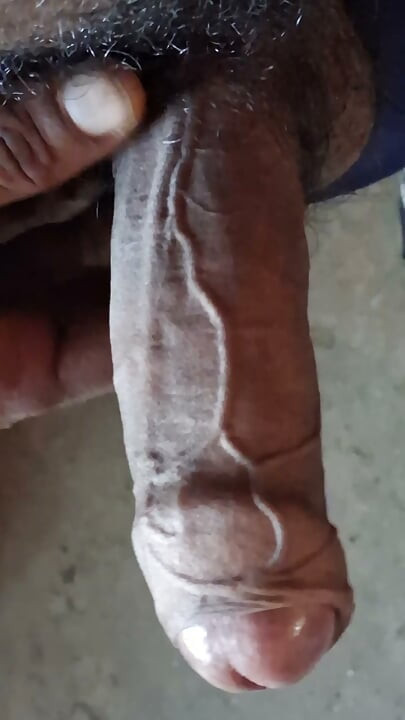 Padosan ko dekh k hua lund khda