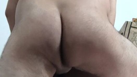 Colombian big ass has a great orgasm, mmmm what