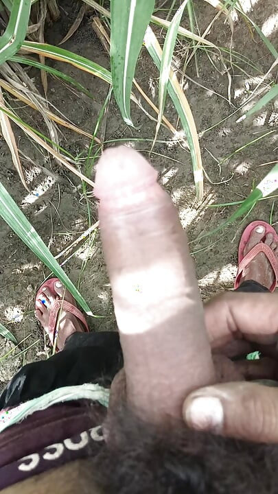 Joven chico hardcore masturbación con la mano desi style Hotlaunda11