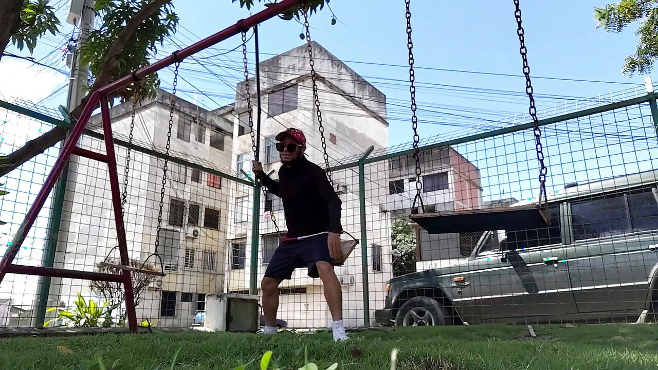 Park Swing Seduction: Rich Man Convinces Curvy Latina for a "Sweet Treat"