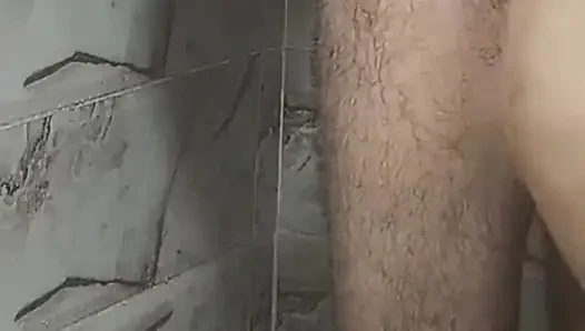 Ngentot istriku di kamar mandi buatan sendiri