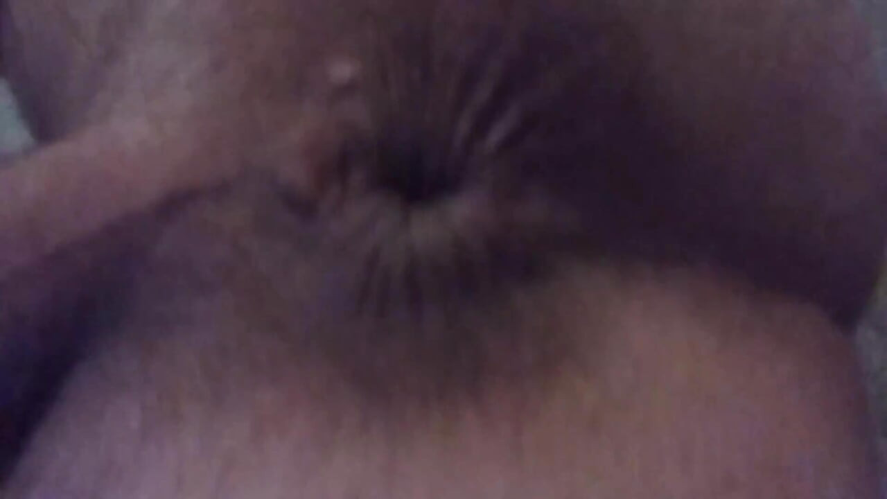 Showing off My Odd-shaped Bootypuckerhole Sphincter