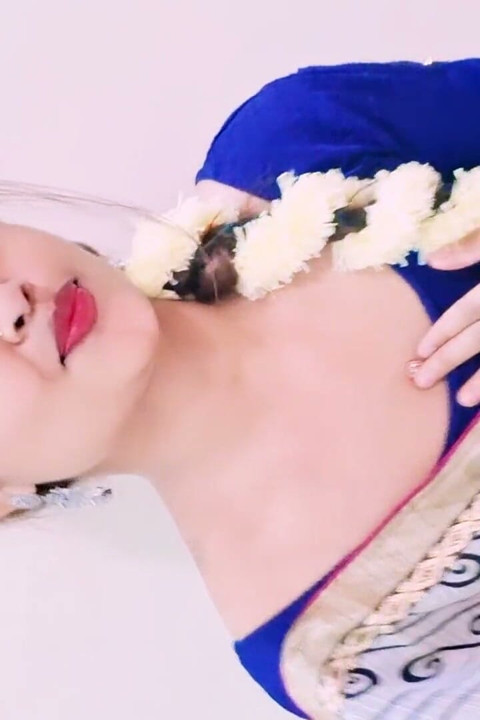 Beautiful Clear Face Desi Girl in Blue Blouse Hot Seductive Look