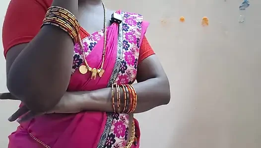 Istri India yang sudah menikah menarik teman suaminya