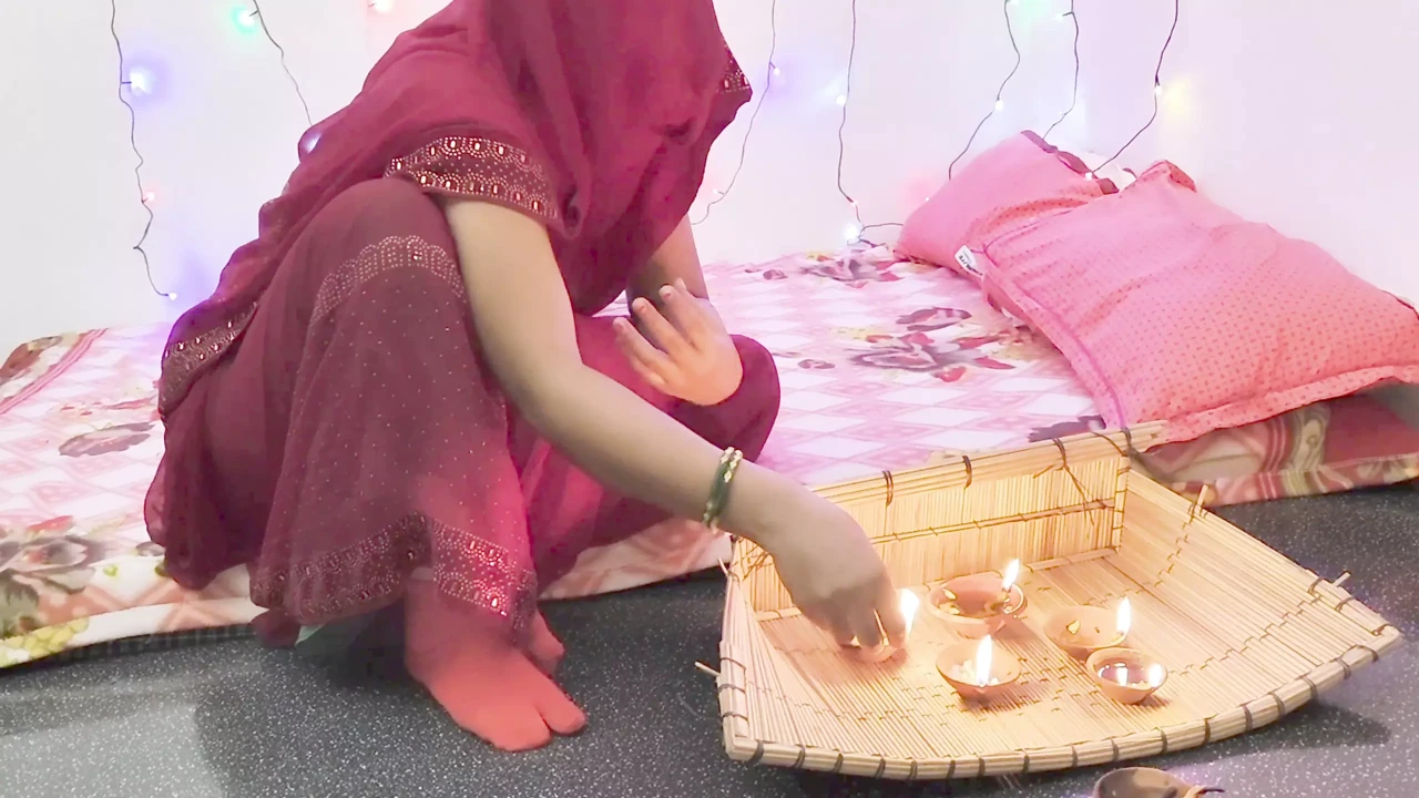 Dipawali special day fucking with boyfriend bhabhi Indian village beautiful really hot Sex