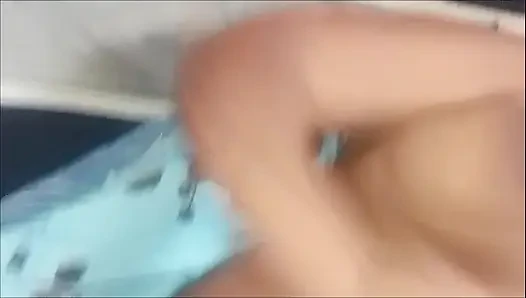 DILDO FICKTE IN DEN ARSCH UND FICKTE MICH IMMER NOCH, BIS SPERMA AUS MEINEM ARSCHLOCH ZERRTE