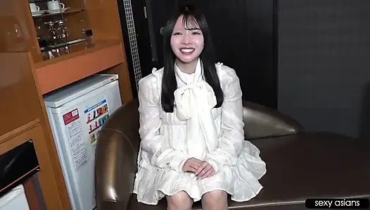 Sevimli beyaz gyaru sürprizi. Vahşi bir gece asla unutamayacağım bir rüyaya dönüştü