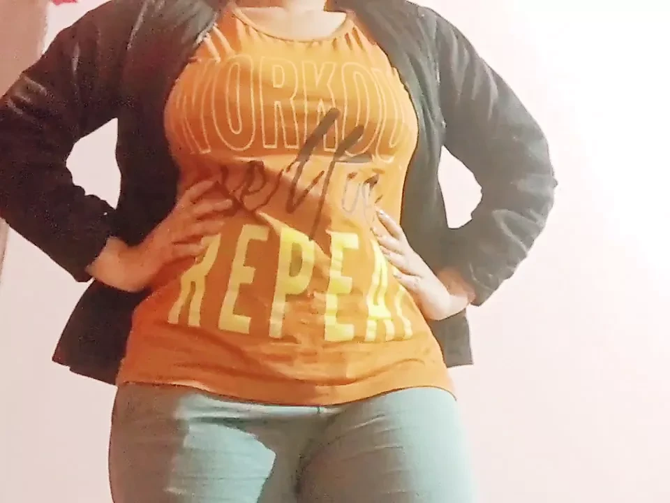 Hot Nikita from Mumbai &ndash; hot pussy and anal hole &ndash; Hindi