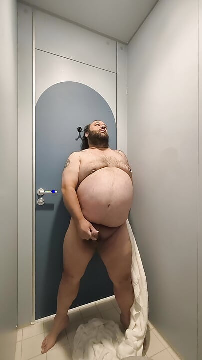 Buiseqy pool stall