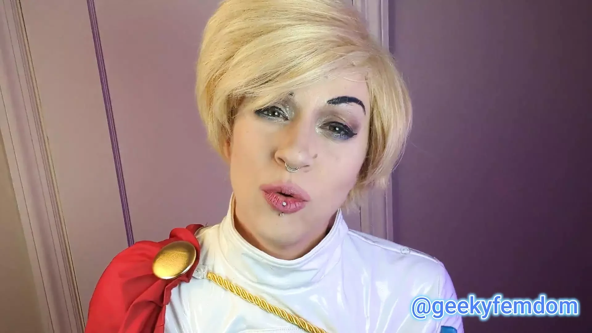 Powegirl الثدي العقل يتحكم في سيمبس