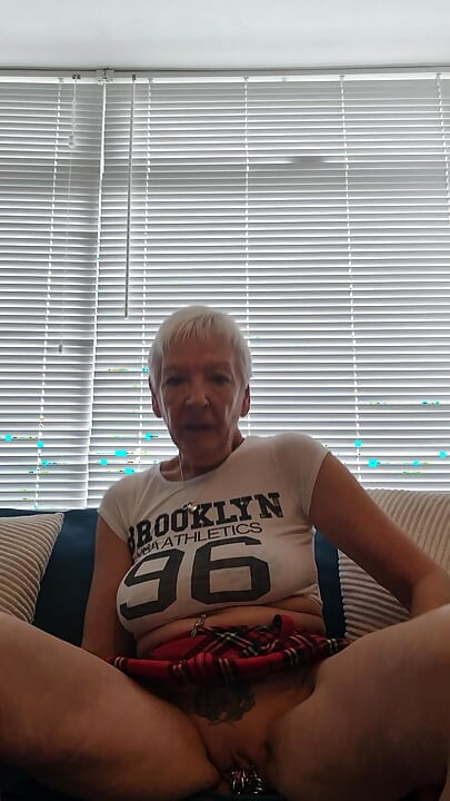 Doppelpenetration mit spielzeug